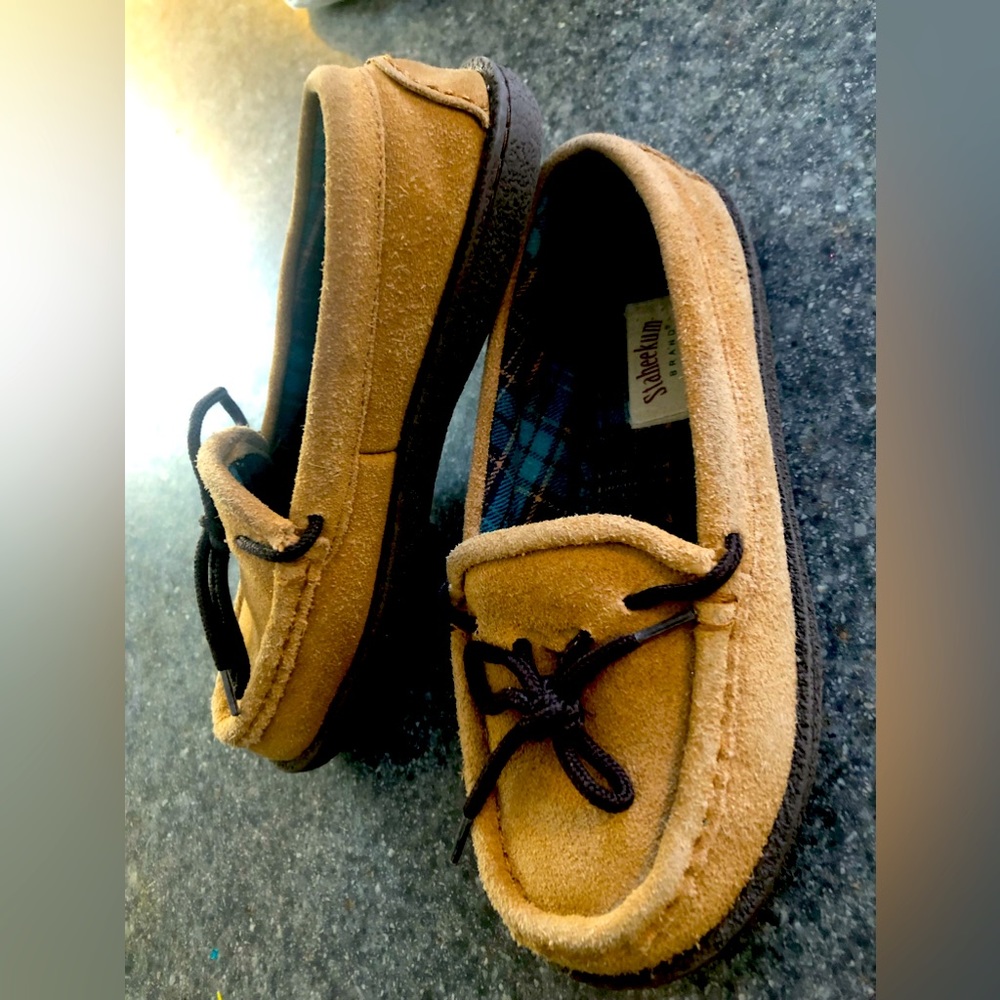 Staheekum women’s slipper